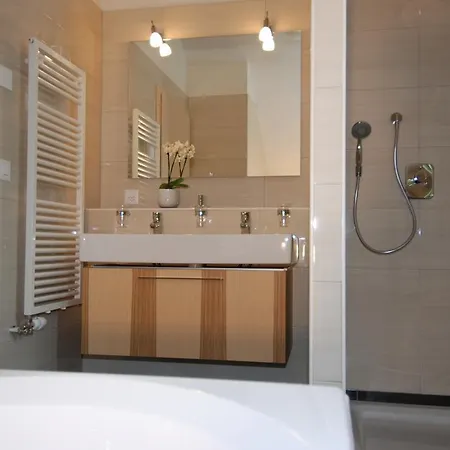 Nyaraló Uorsin Scuol